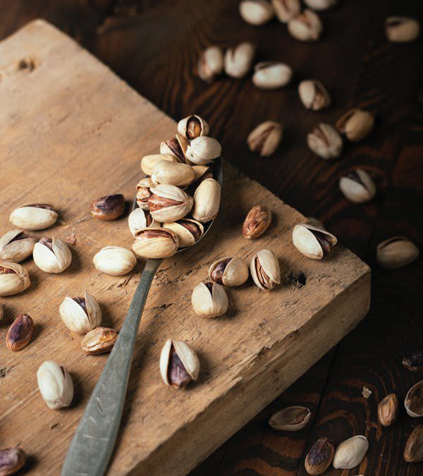 5 Amazing Reasons to Eat Pistachios for Healthy and Glowing Skin