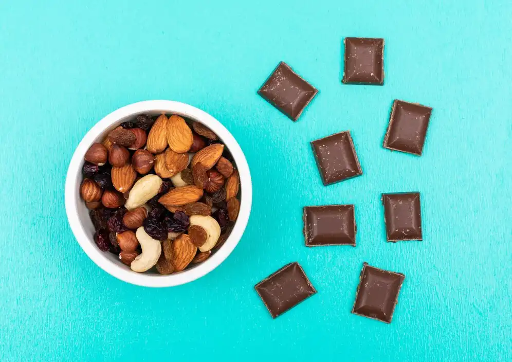 Zantye’s Almond and pistachio trail mix with chocolate